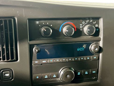 Used 2017 Chevrolet Express 3500 Work Van image 22