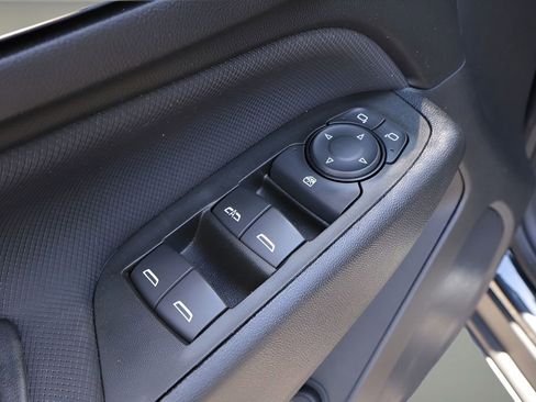 Used 2023 Chevrolet Equinox RS AWD/4WD image 10