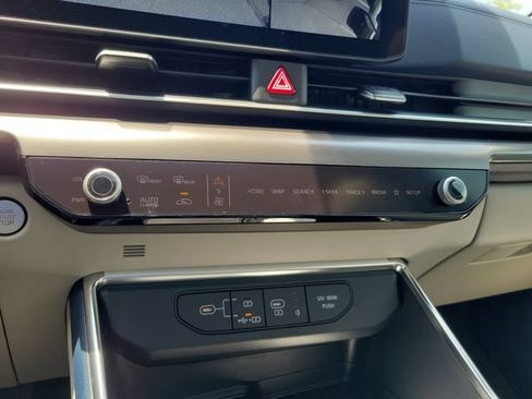 New 2026 Kia Carnival SX FWD image 25
