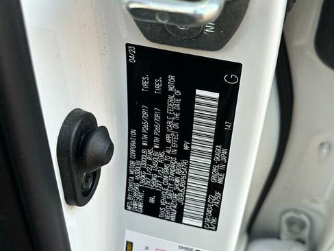 Used 2023 Toyota 4Runner TRD Off-Road Premium image 38