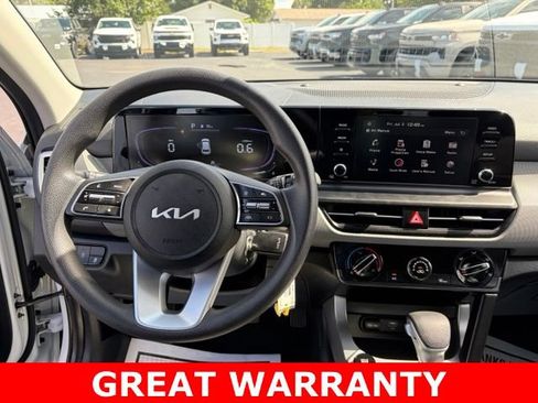 Used 2026 Kia Seltos LX FWD image 17