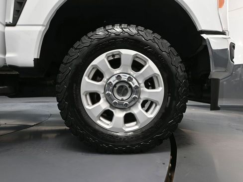 Used 2023 Ford F350 XLT image 15