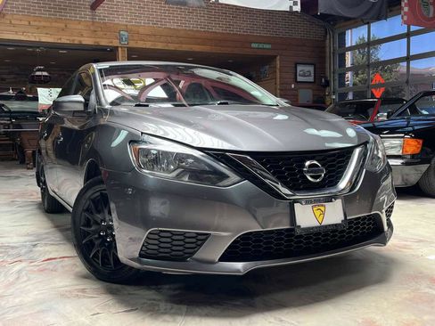 Used 2017 Nissan Sentra S FWD image 4
