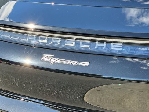 New 2026 Porsche Taycan image 31