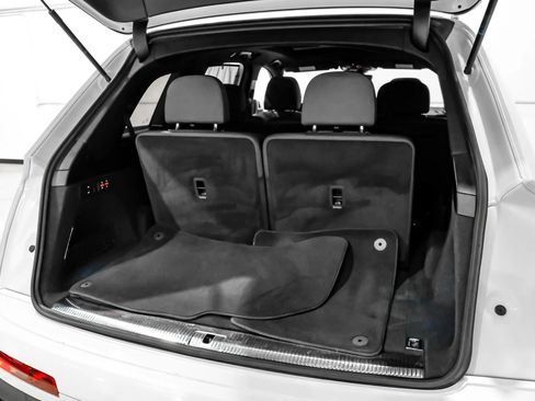 Used 2021 Audi Q7 3.0T Prestige w/ Prestige Package AWD/4WD image 68