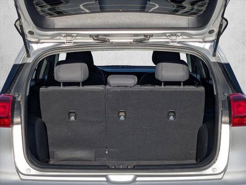 Used 2020 Kia Niro LX image 6