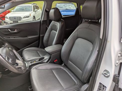 Used 2021 Hyundai Kona Limited image 10