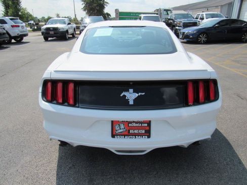 Used 2016 Ford Mustang Coupe w/ Equipment Group 051A RWD image 5