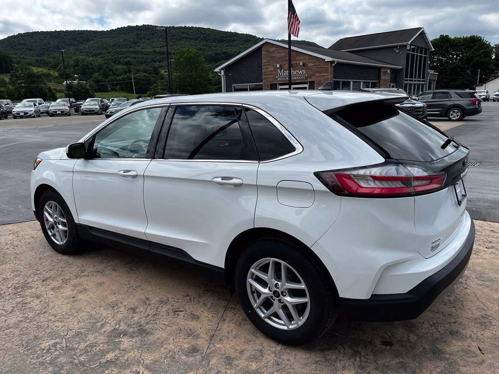 Used 2024 Ford Edge SEL AWD/4WD image 7