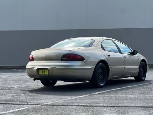 Used 2000 Chrysler Concorde LX FWD image 5