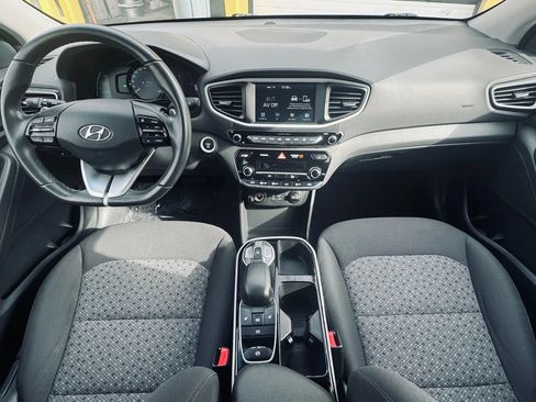 Used 2019 Hyundai Ioniq Electric image 23