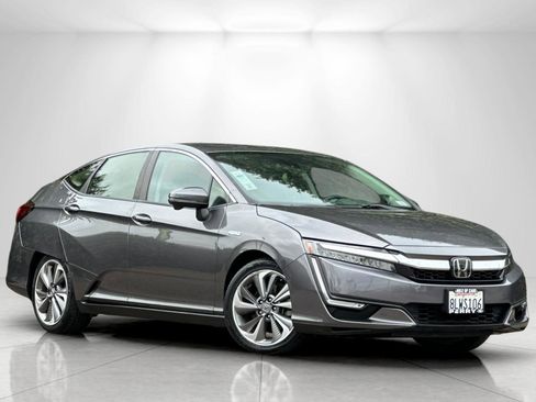 Used 2019 Honda Clarity Touring image 1