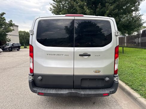 Used 2015 Ford Transit 350 XLT RWD image 6