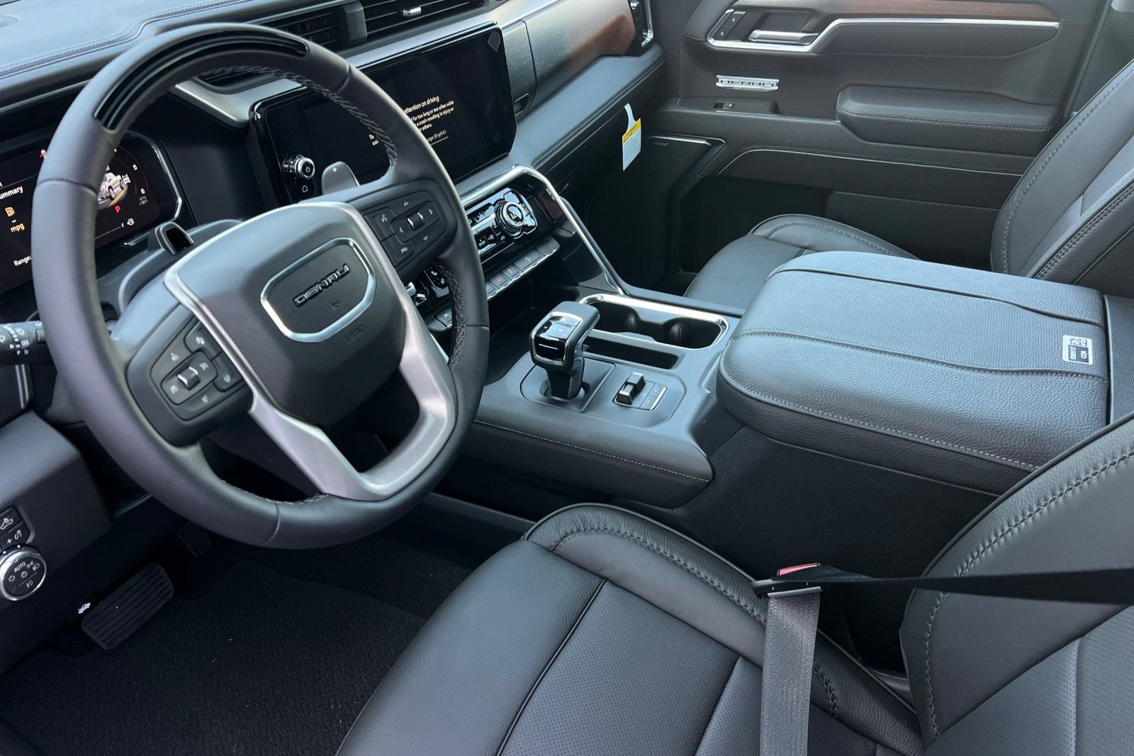New 2026 GMC Sierra 1500 Denali AWD/4WD image 8