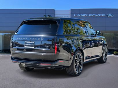 New 2026 Land Rover Range Rover SE