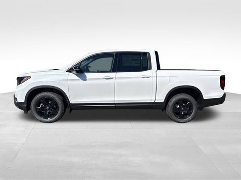 New 2026 Honda Ridgeline Black Edition image 3