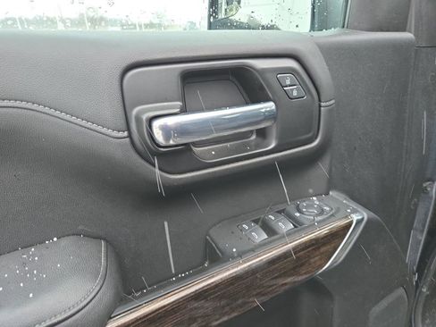 Used 2020 GMC Sierra 1500 SLE w/ SLE Value Package image 11