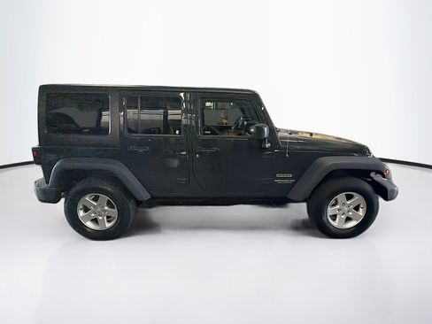 Used 2017 Jeep Wrangler Unlimited Sport w/ Quick Order Package 24S AWD/4WD image 10