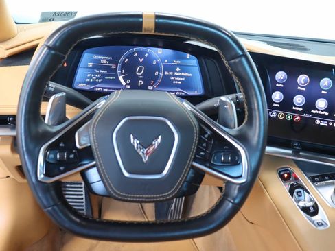 Used 2022 Chevrolet Corvette Stingray Premium Conv w/ Z51 Performance Package RWD image 8