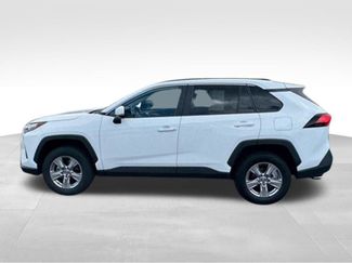 Used 2023 Toyota RAV4 XLE FWD video 2