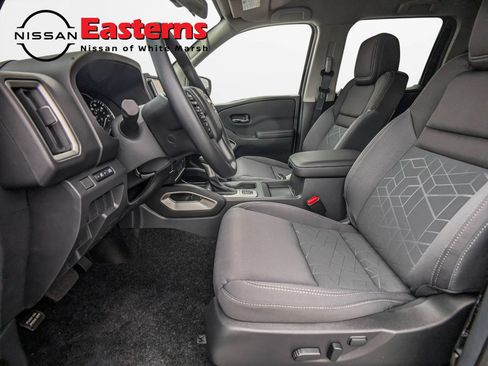 New 2026 Nissan Frontier SV w/ Tow Package AWD/4WD image 14