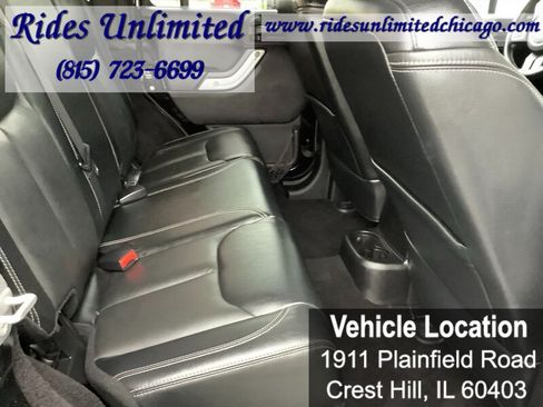 Used 2015 Jeep Wrangler Unlimited Rubicon w/ Dual Top Group AWD/4WD image 26