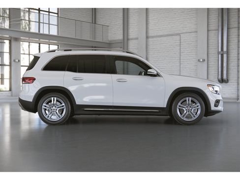 Certified 2023 Mercedes-Benz GLB 250 4MATIC image 2