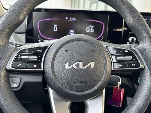 Certified 2024 Kia Seltos LX AWD/4WD image 28