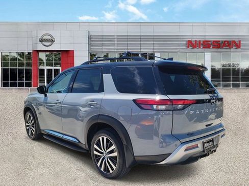 Certified 2024 Nissan Pathfinder Platinum w/ Cargo Package image 7