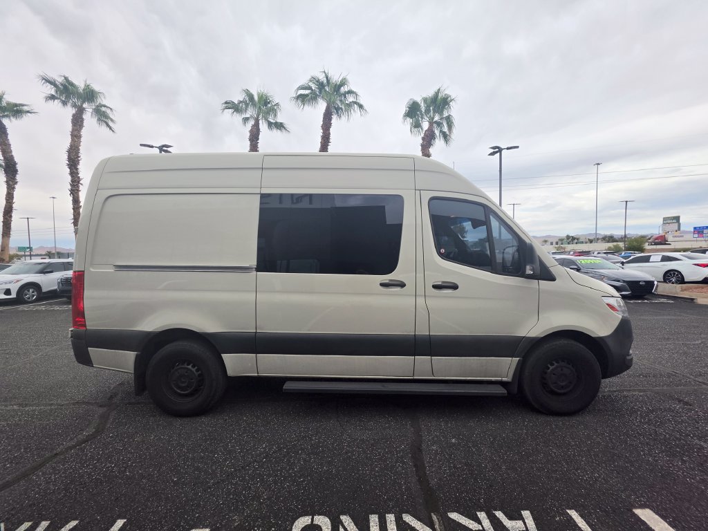 Used 2022 Mercedes-Benz Sprinter 2500 image 4