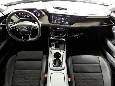 Certified 2022 Audi e-tron GT Premium Plus w/ Performance Package image 10