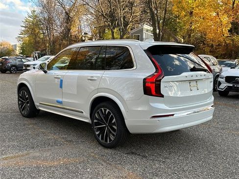 New 2026 Volvo XC90 B6 Ultra w/ Protection Package image 4