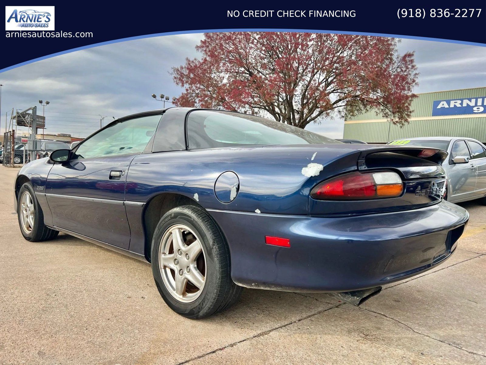 Used 2000 Chevrolet Camaro Z28 w/ Preferred Equipment Group 2 RWD image 3