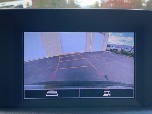 Used 2023 Chevrolet Suburban LS image 32