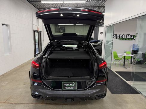 Used 2022 BMW X6 xDrive40i w/ Executive Package AWD/4WD image 17