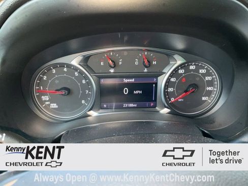 Used 2023 GMC Terrain SLT w/ LPO, Floor Liner Package image 28