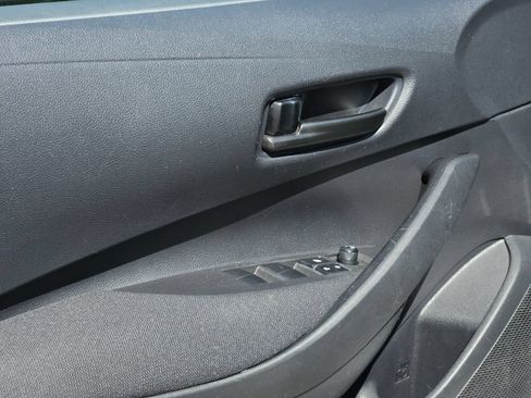 Certified 2025 Toyota Corolla LE FWD image 10