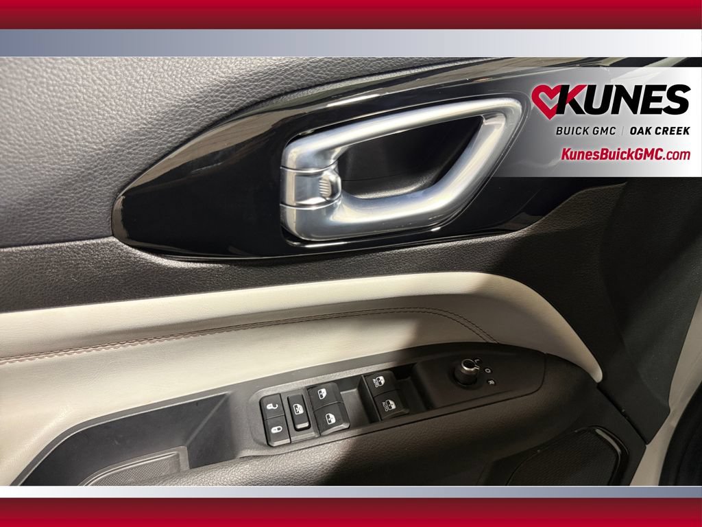 Used 2025 Jeep Compass Limited AWD/4WD image 21