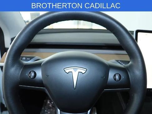 Used 2023 Tesla Model Y Performance AWD/4WD image 17