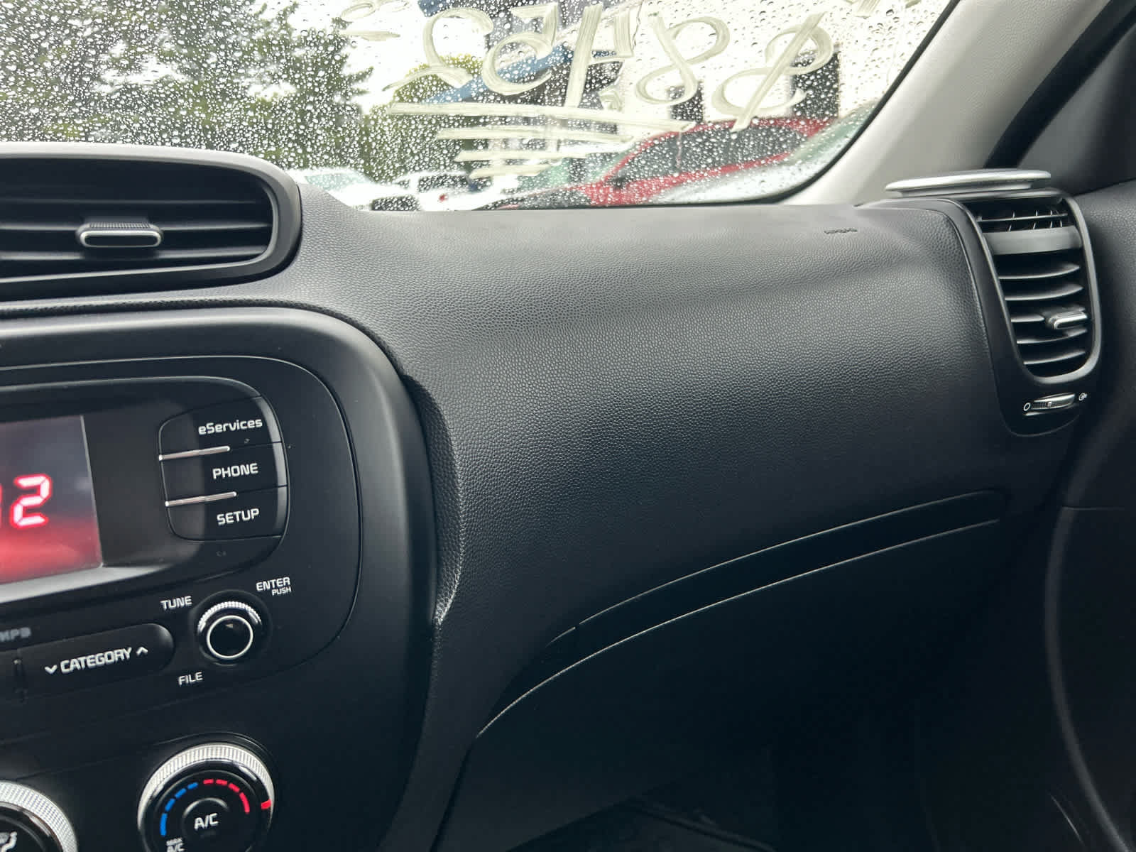 Used 2015 Kia Soul + FWD image 20