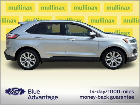 Used 2020 Ford Edge Titanium w/ Equipment Group 301A FWD image 2