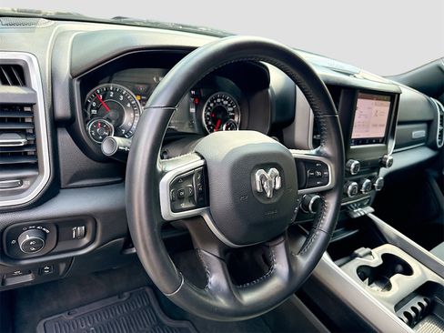Used 2022 RAM 1500 Big Horn image 9