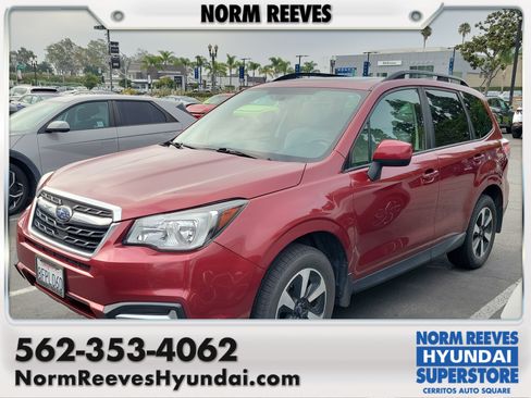 Used 2018 Subaru Forester 2.5i Premium AWD/4WD image 1