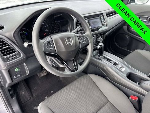 Used 2021 Honda HR-V LX image 7