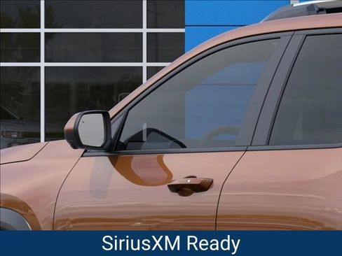 New 2027 Chevrolet Equinox LT w/ Convenience Package II FWD image 17