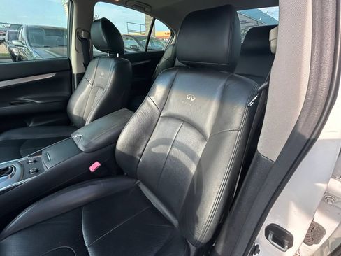 Used 2011 INFINITI G37 Journey w/ Premium Pkg RWD image 9