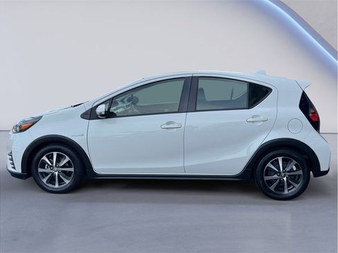 Used 2018 Toyota Prius C Three FWD image 3