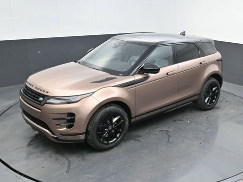 New 2026 Land Rover Range Rover Evoque Dynamic SE AWD/4WD image 32