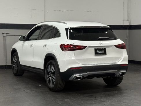 Used 2025 Mercedes-Benz GLA 250 image 8
