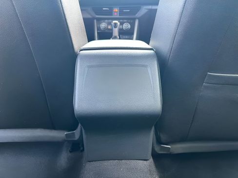 Used 2024 Volkswagen Jetta SE FWD image 19